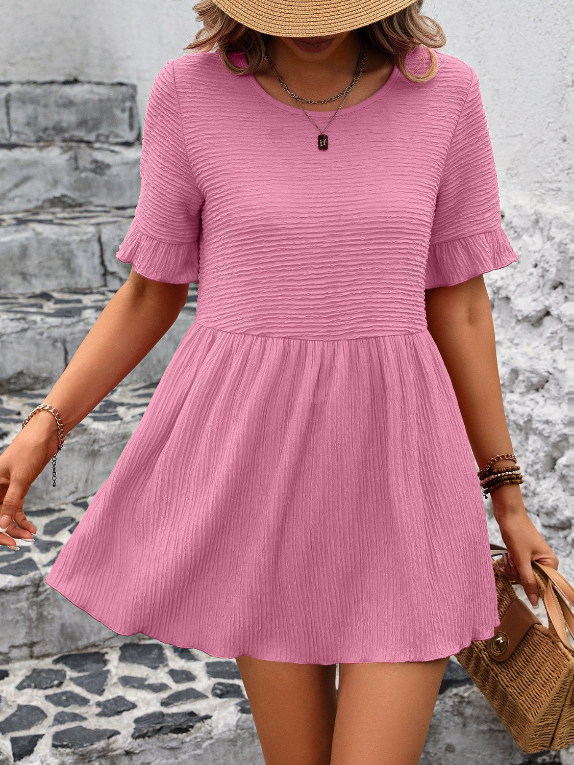 Evie - Blusa ampia con scollo rotondo e maniche corte con volant