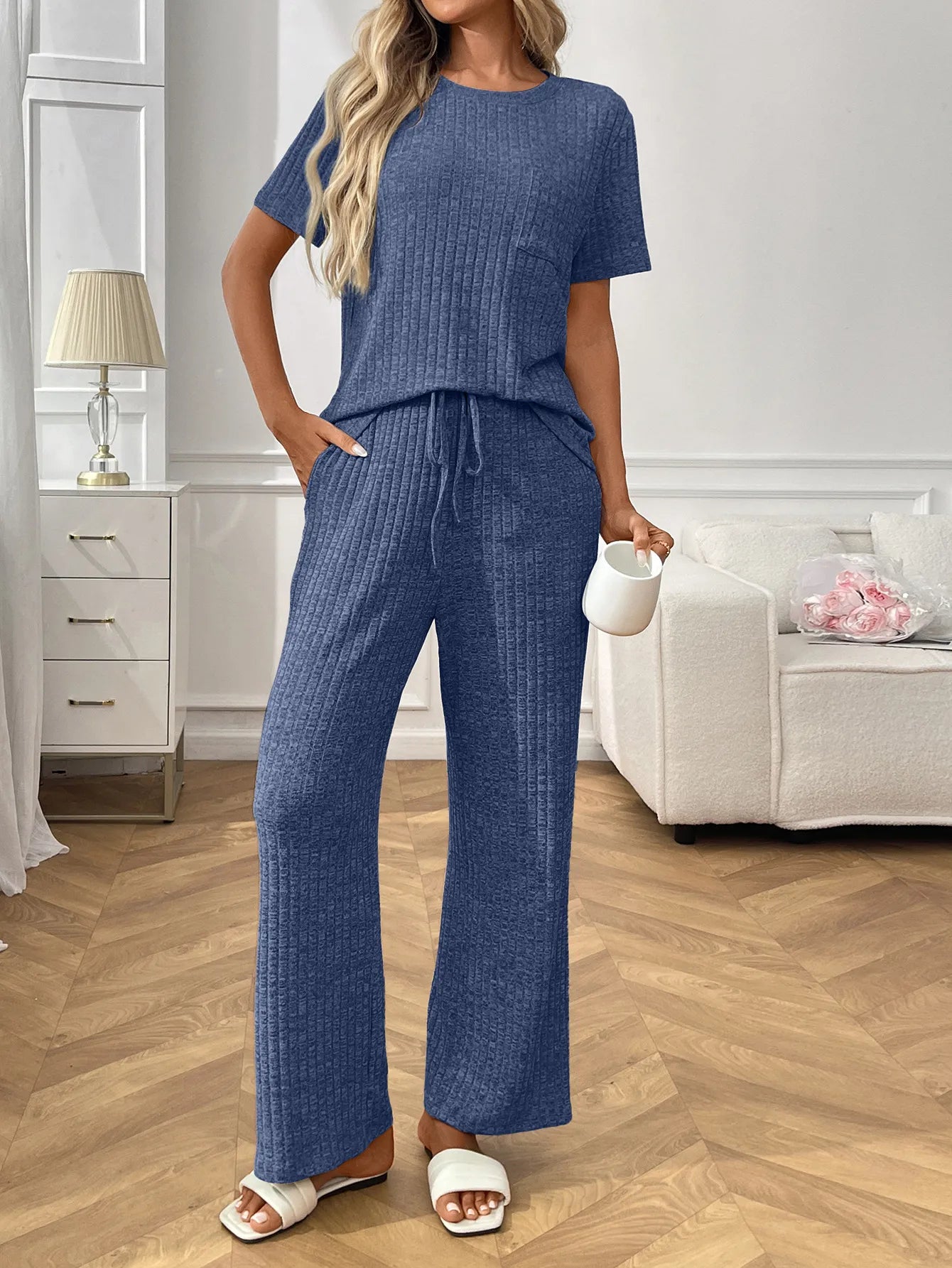 Helene - Completo elegante in maglia a costine con pantalone e top a maniche corte