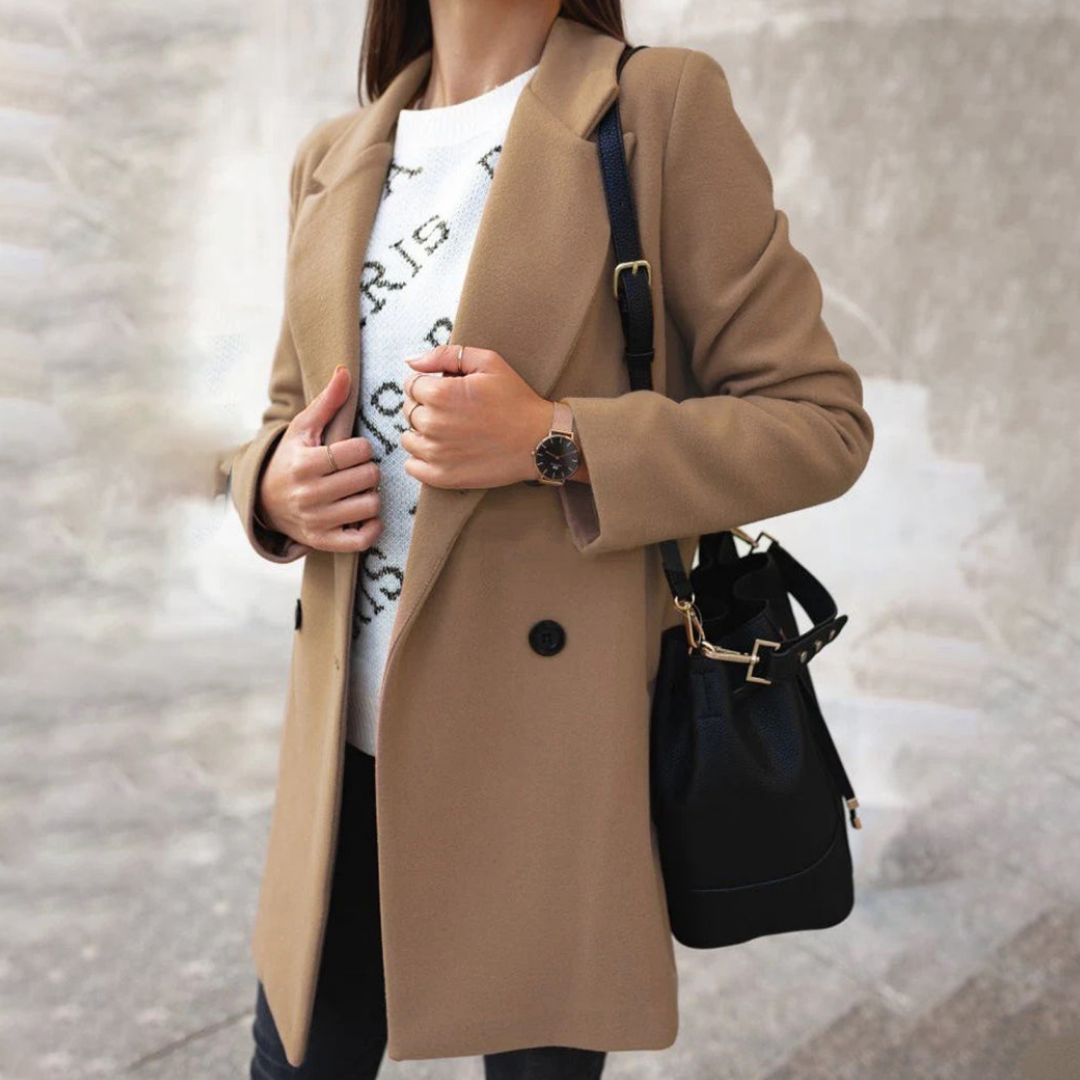Hailie - Elegante e caldo trench lungo con bottoni