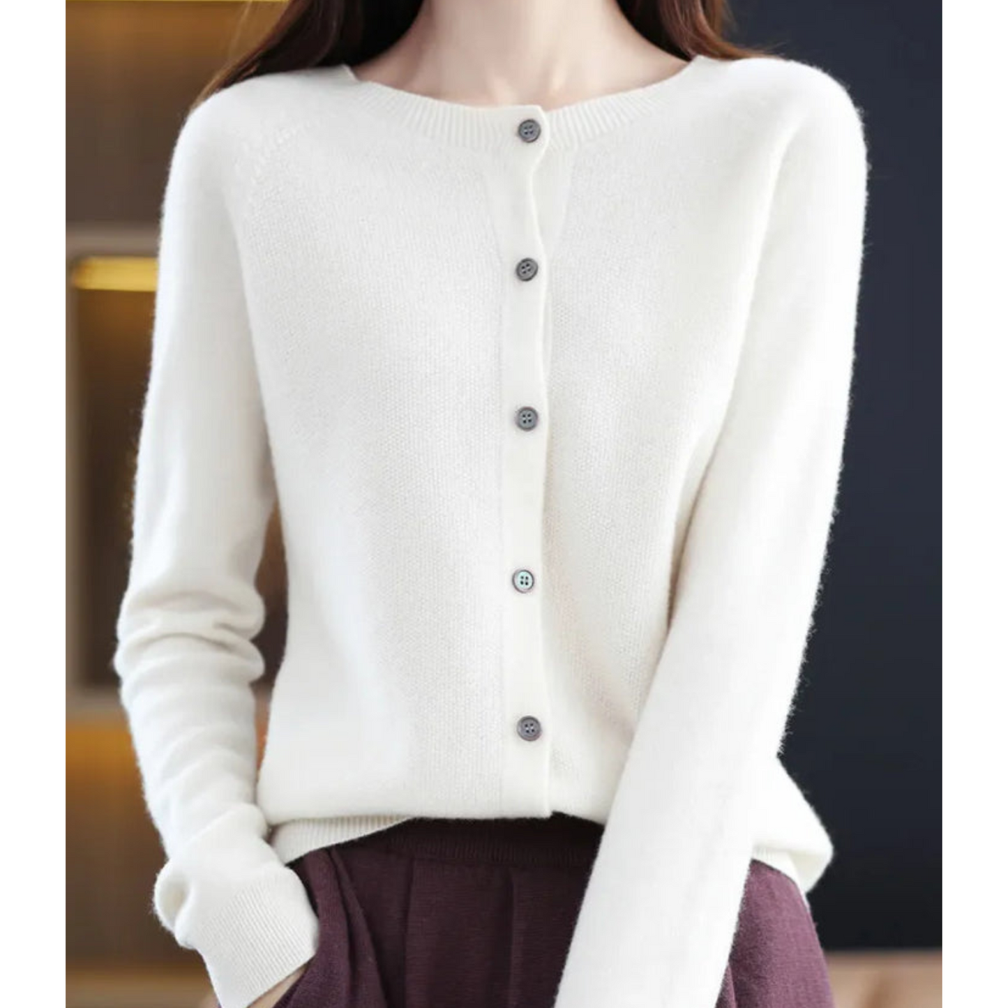 Cardigan girocollo in pura lana merino da donna