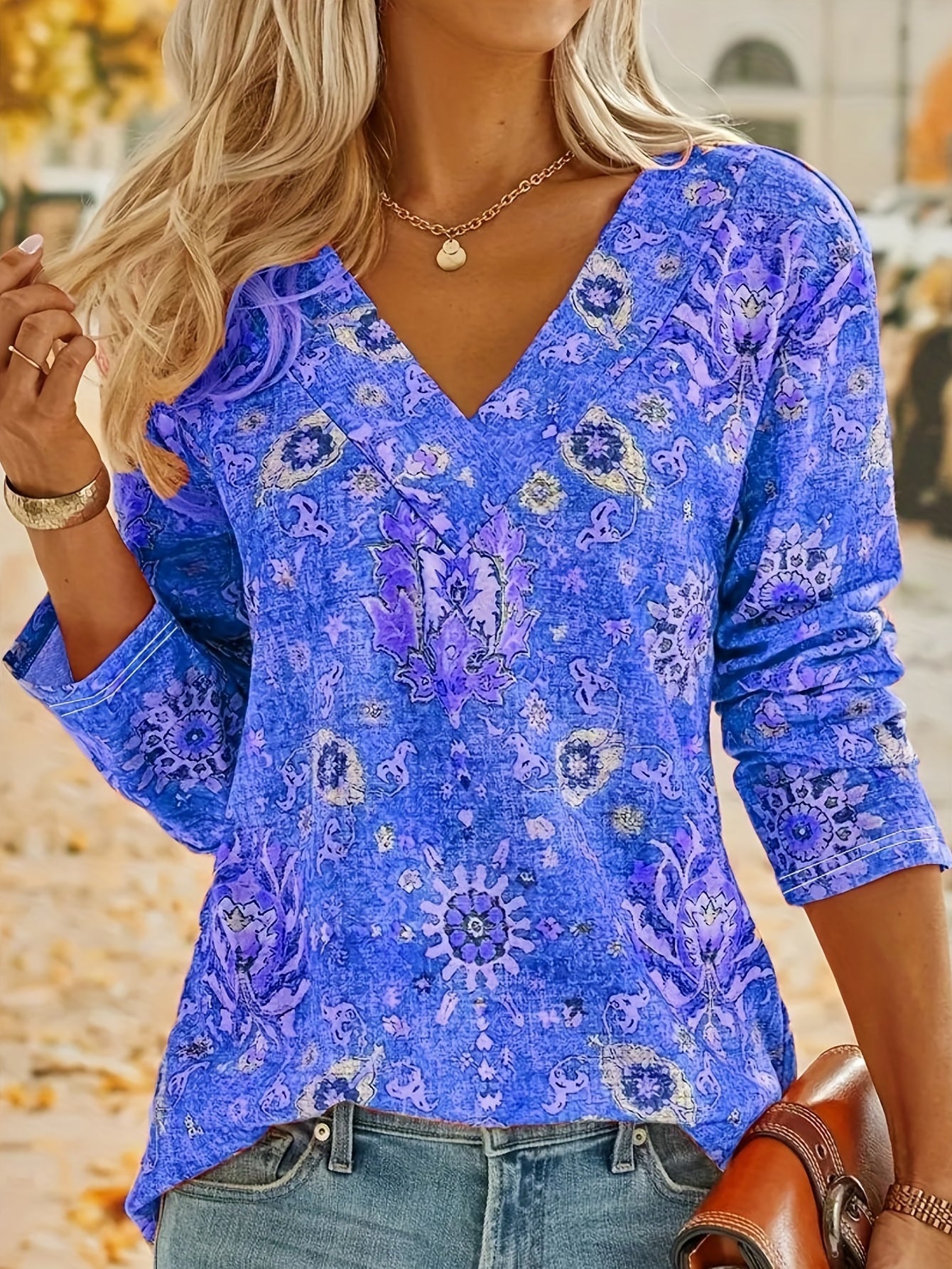 Rosaly - Elegante blusa a maniche lunghe con stampa boho e scollo a V