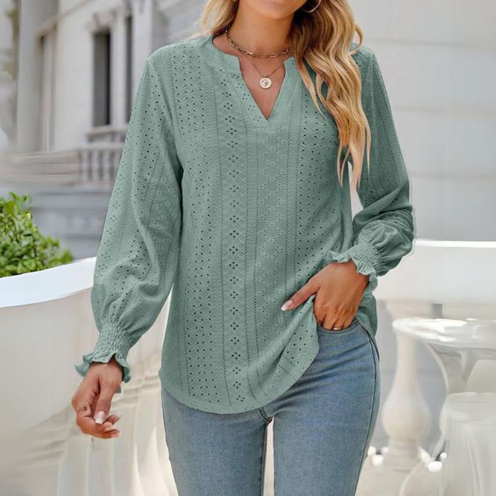 Wilanna - Elegante Blusa con Volant e Dettagli Traforati a Manica Lunga