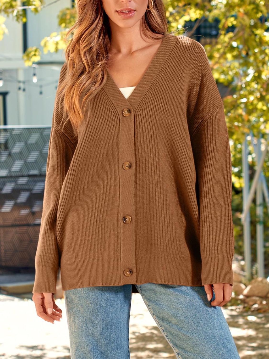 Brianna - Cardigan in maglia a costine con bottoni e maniche lunghe