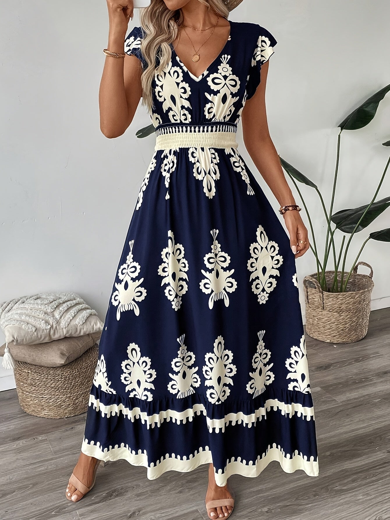 Belicia - Elegante Maxiabito Boho con Stampa Etnica, Scollo a V e Maniche Lunghe