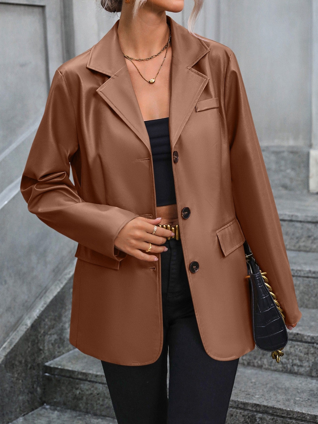 Eleina - Elegante blazer in pelle con revers a V