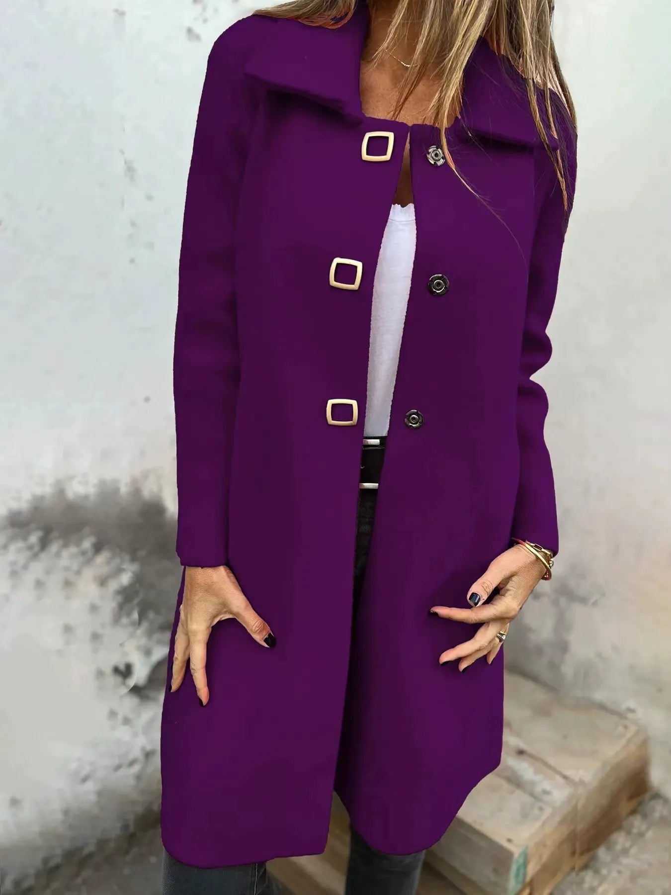 Larissa - Elegante cappotto a mezza lunghezza con revers