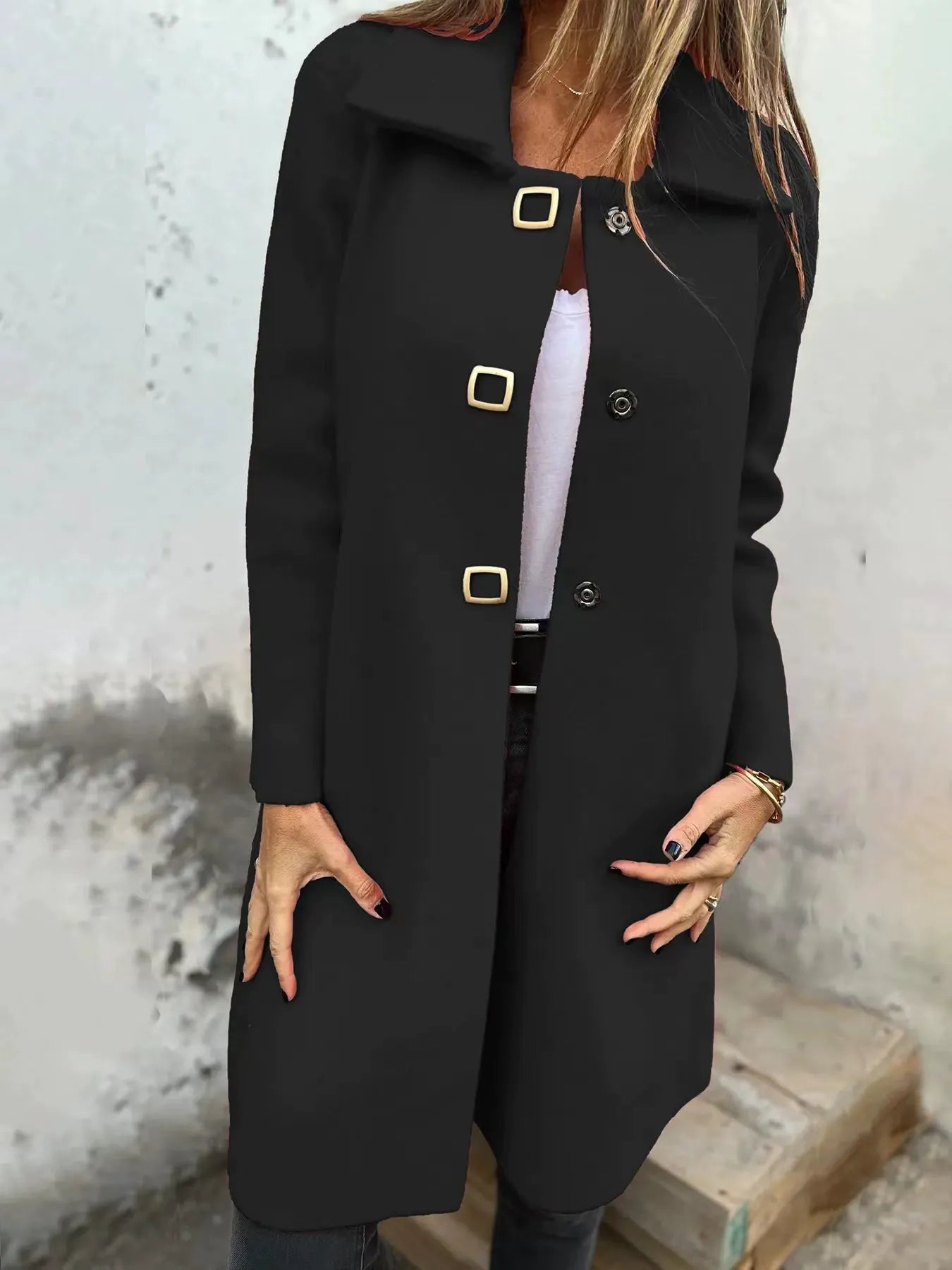 Larissa - Elegante cappotto a mezza lunghezza con revers