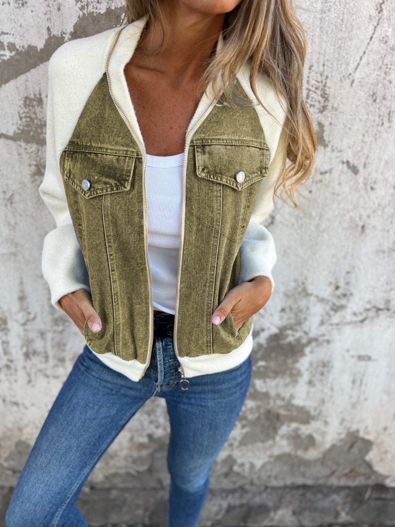 Zuzanna - Giacca di jeans elegante con zip
