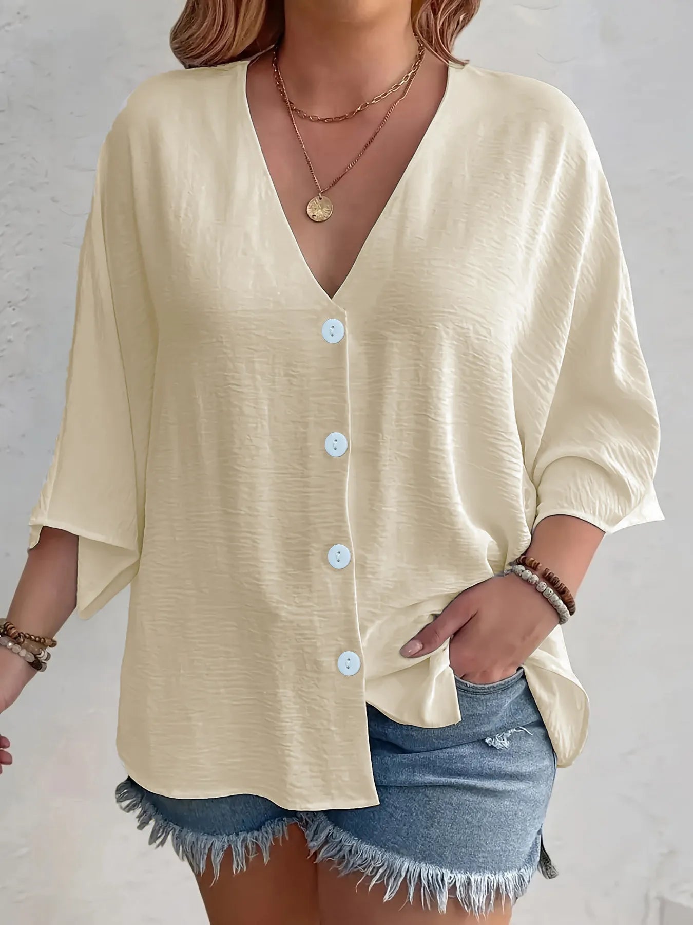 Amirah - Blusa casual ampia con scollo a V e bottoni