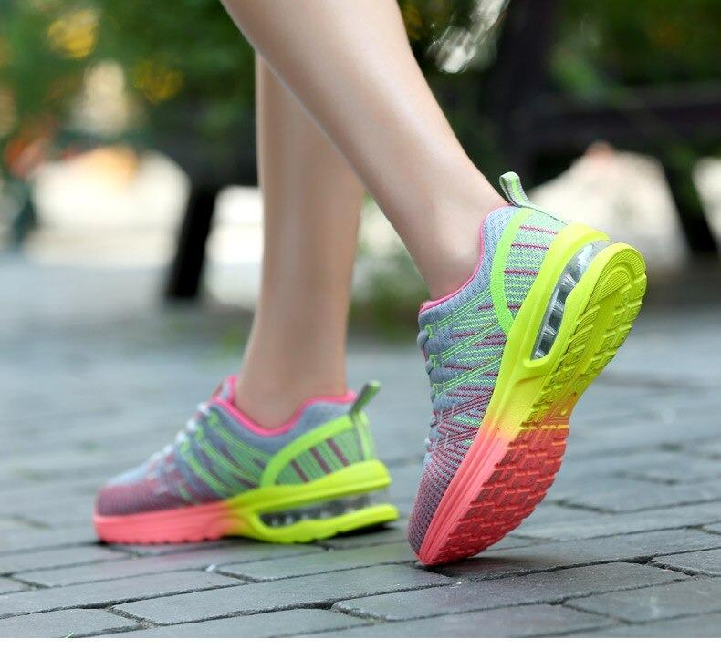 Comode scarpe casual da donna