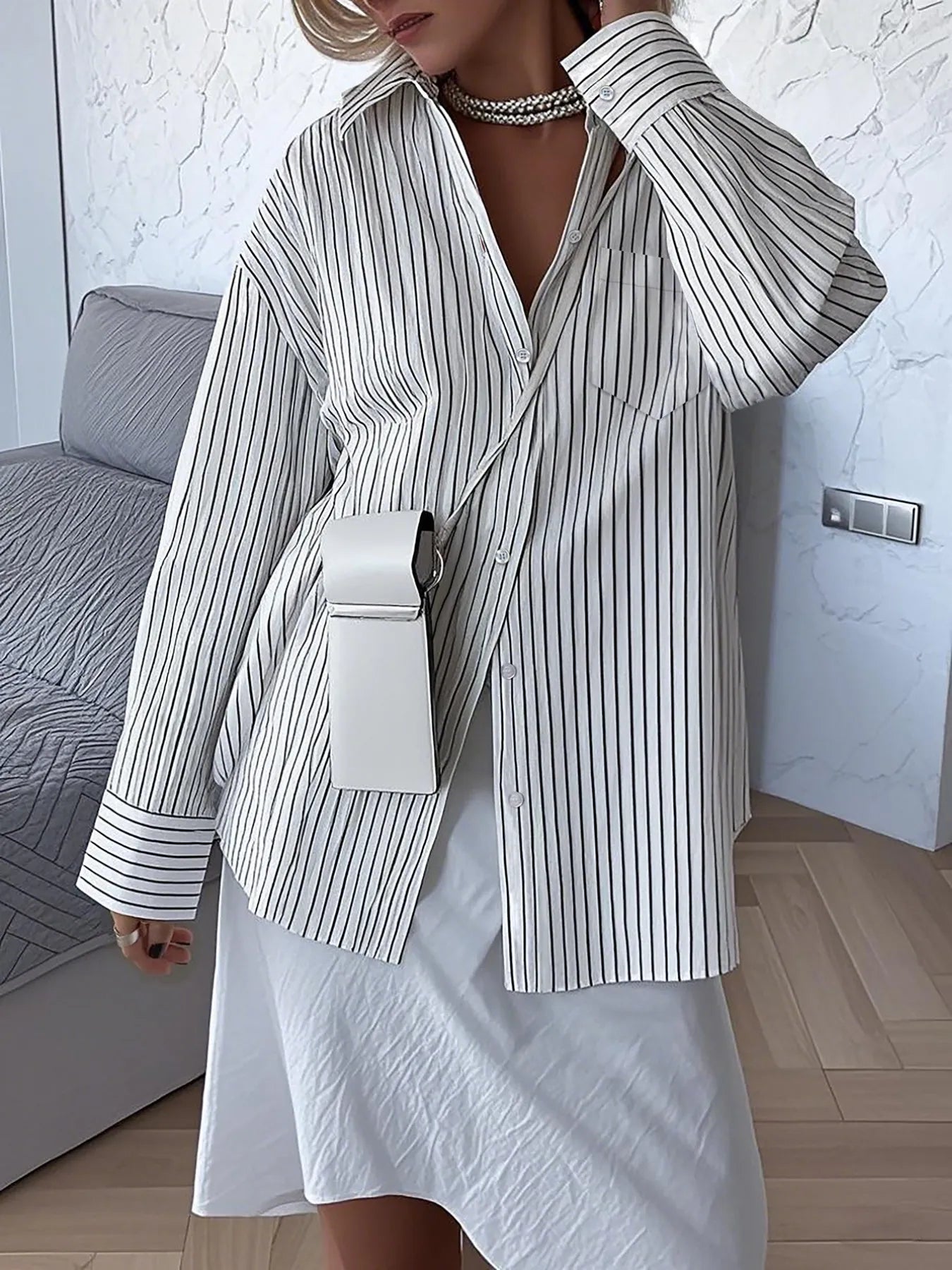 Elisa - Camicia ampia a righe con bottoni e maniche lunghe