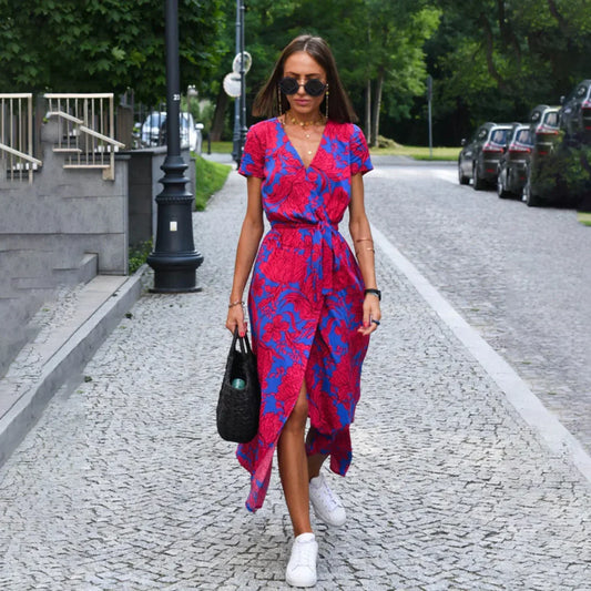 Carlotta - Elegante abito con scollo a V
