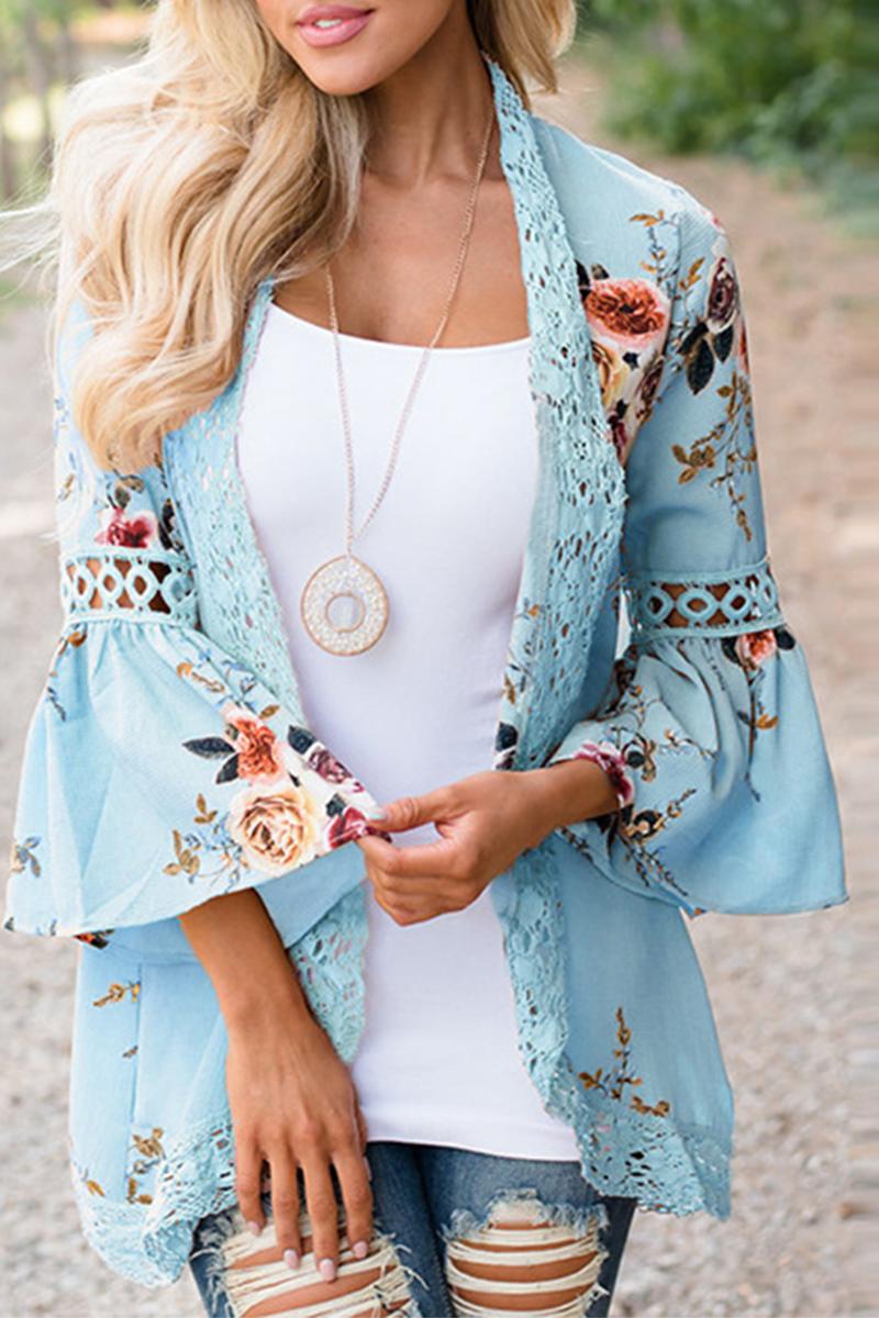 Pia - Giacca versatile ed elegante con camicetta floreale