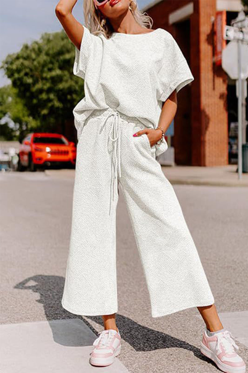 Elena - Completo casual con t-shirt ampia e pantaloni a gamba larga