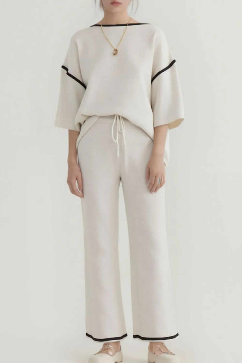 Kerenza - Completo casual con t-shirt oversize e pantaloni larghi