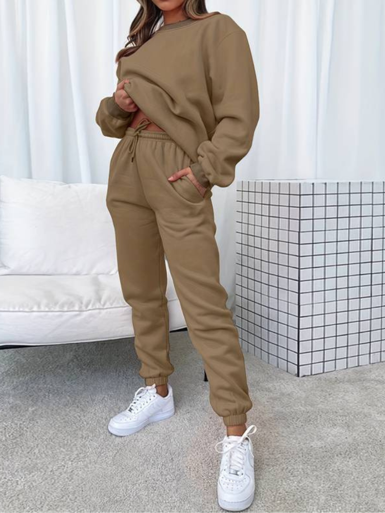 Analyn - Completo casual elegante con felpa e pantaloni jogger