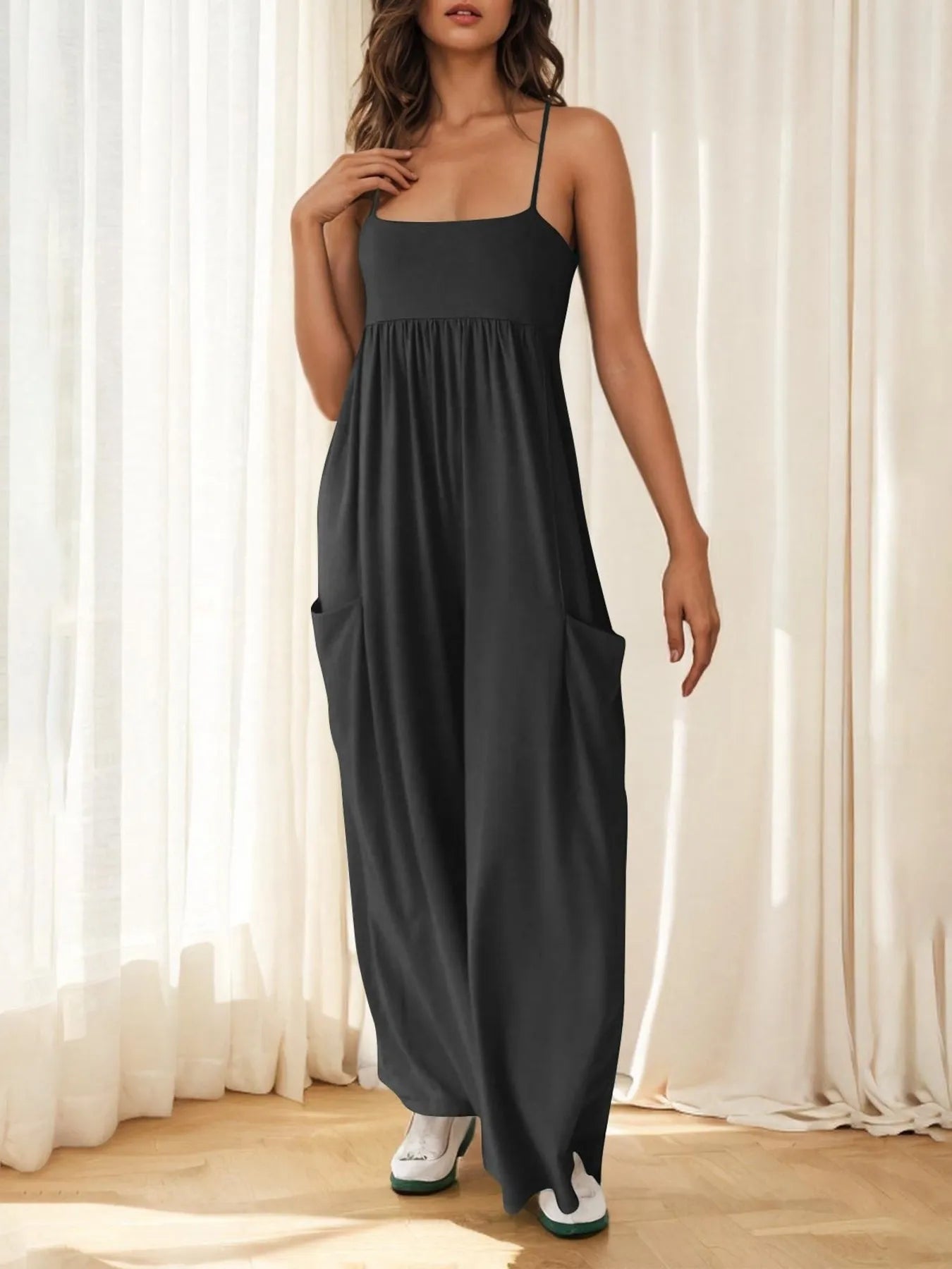 Kristel - Tuta casual con spalline sottili e gamba larga