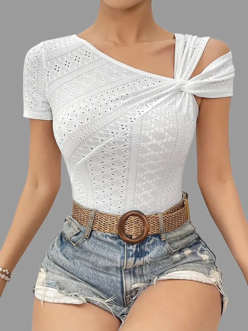Stella - Elegante top asimmetrico con spalle scoperte per donna