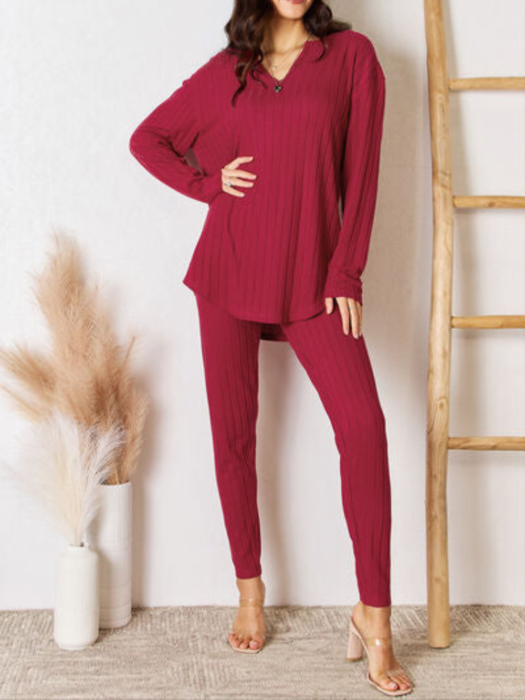 Maura - Completo casual in maglia a coste con felpa a maniche lunghe e pantaloni