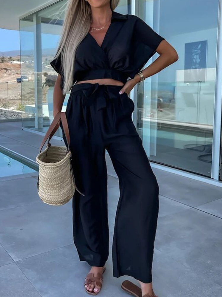 Chesca - Elegante completo con top a V e pantaloni coordinati