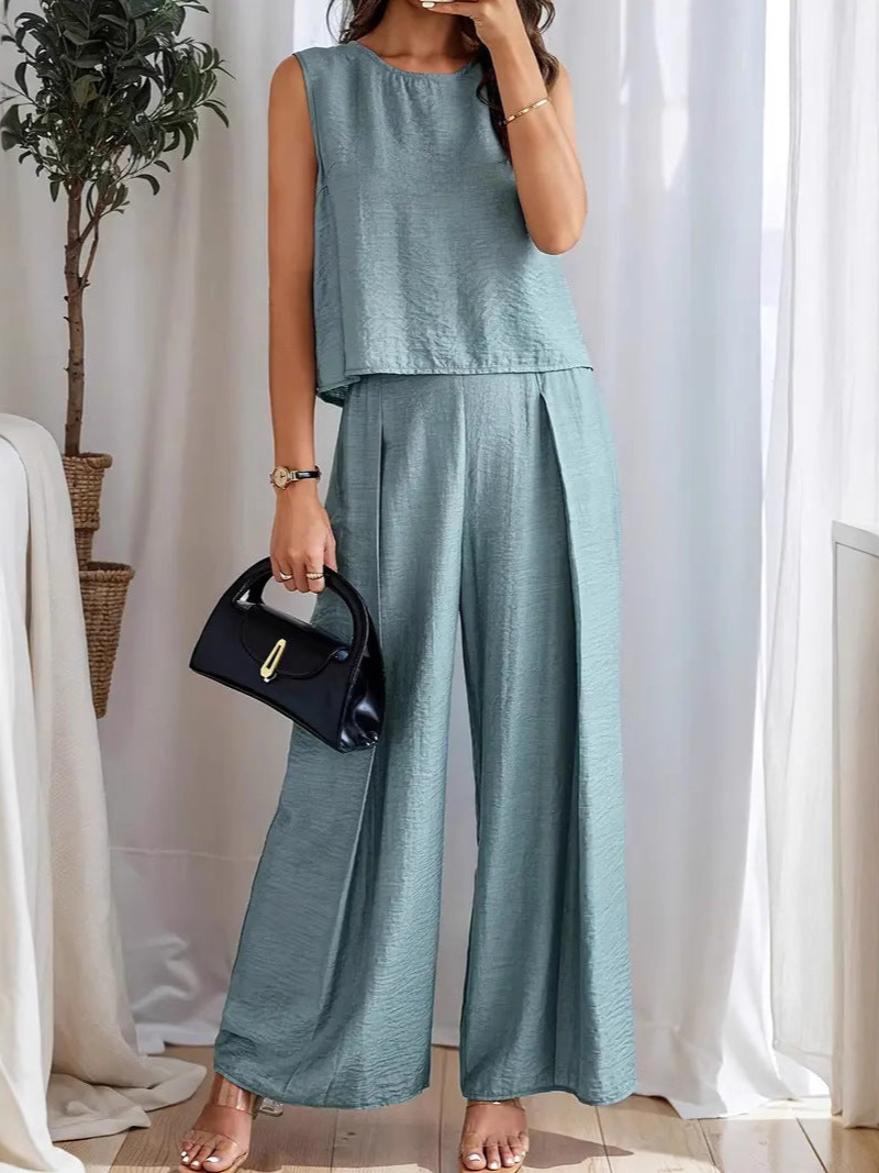 Carmina - Completo casual con top smanicato e pantaloni a gamba larga