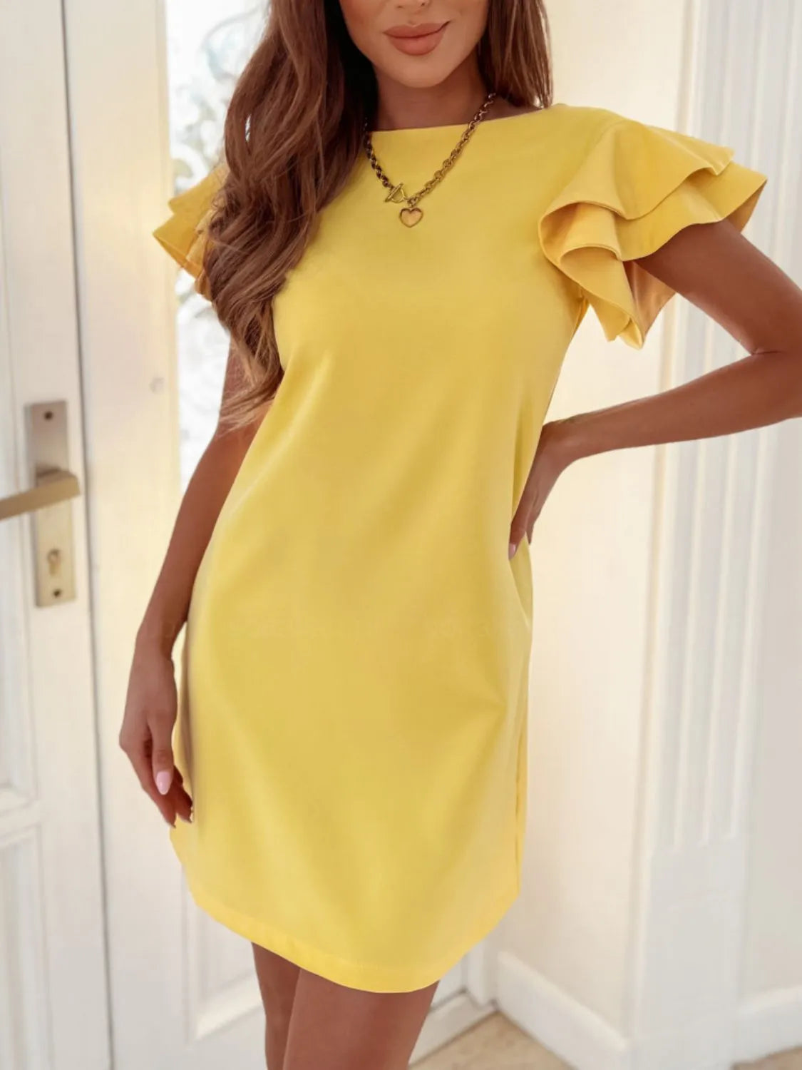 Bridget - Elegante minivestito a maniche corte con strati di volant