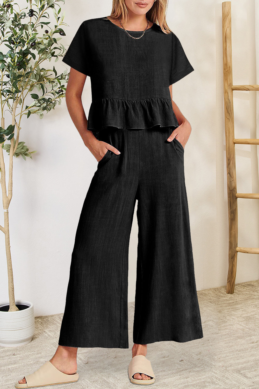 Berenice - Elegante completo con top a maniche corte con volant e pantaloni
