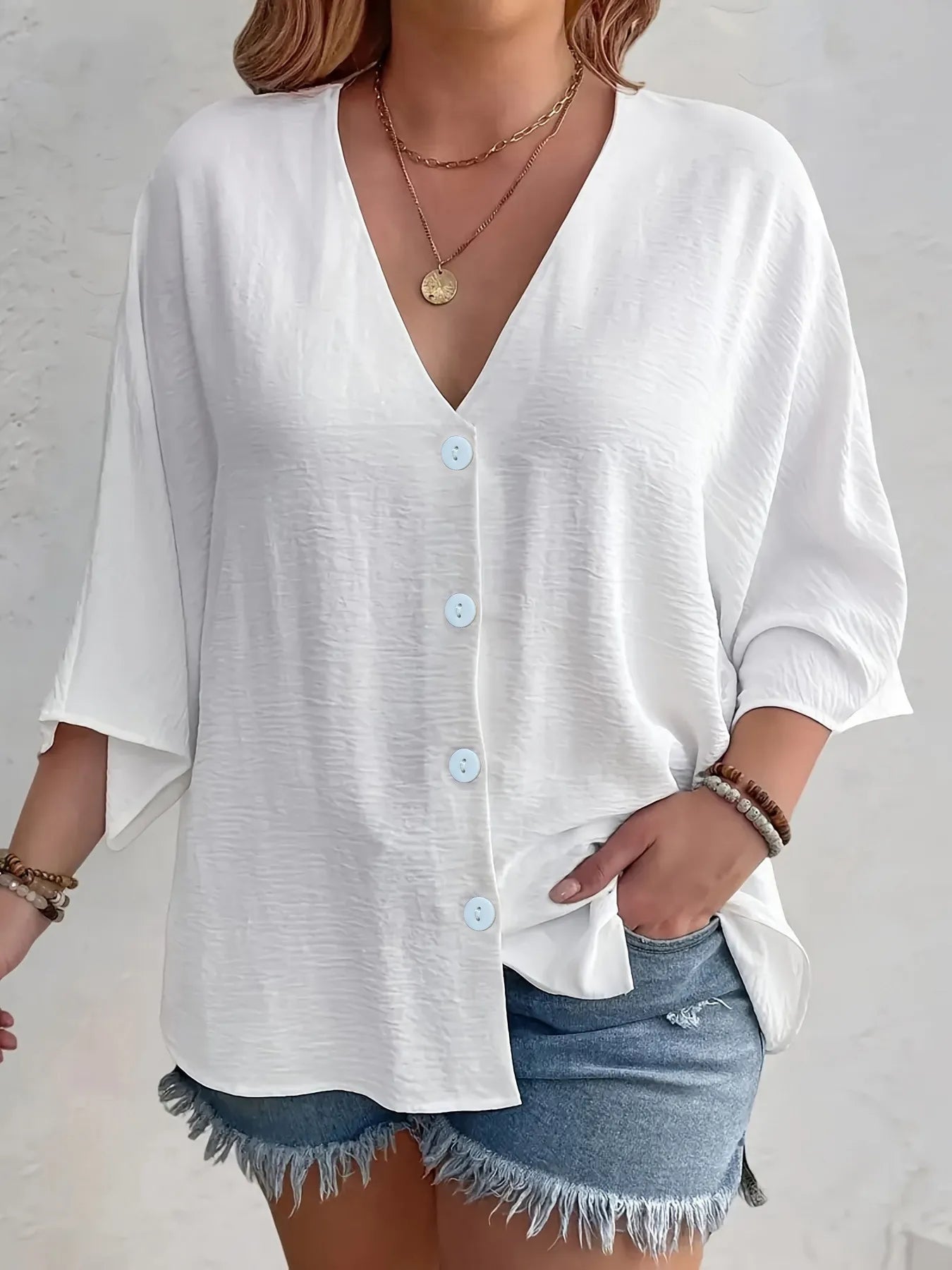 Amirah - Blusa casual ampia con scollo a V e bottoni