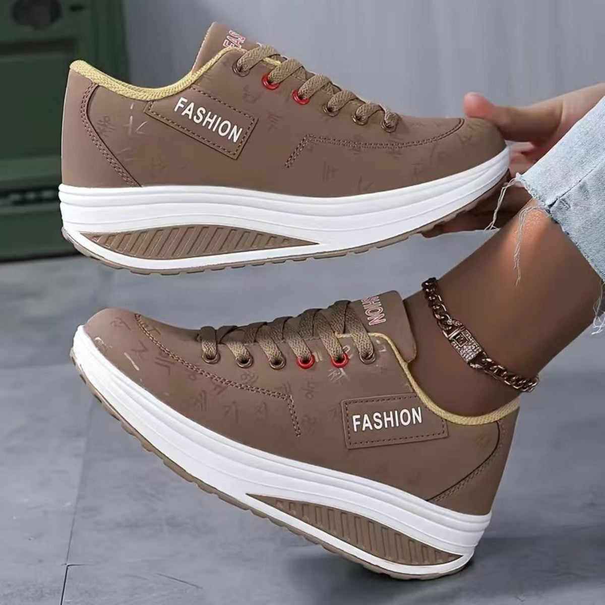 Sylvia - Scarpe da ginnastica con zeppa da donna