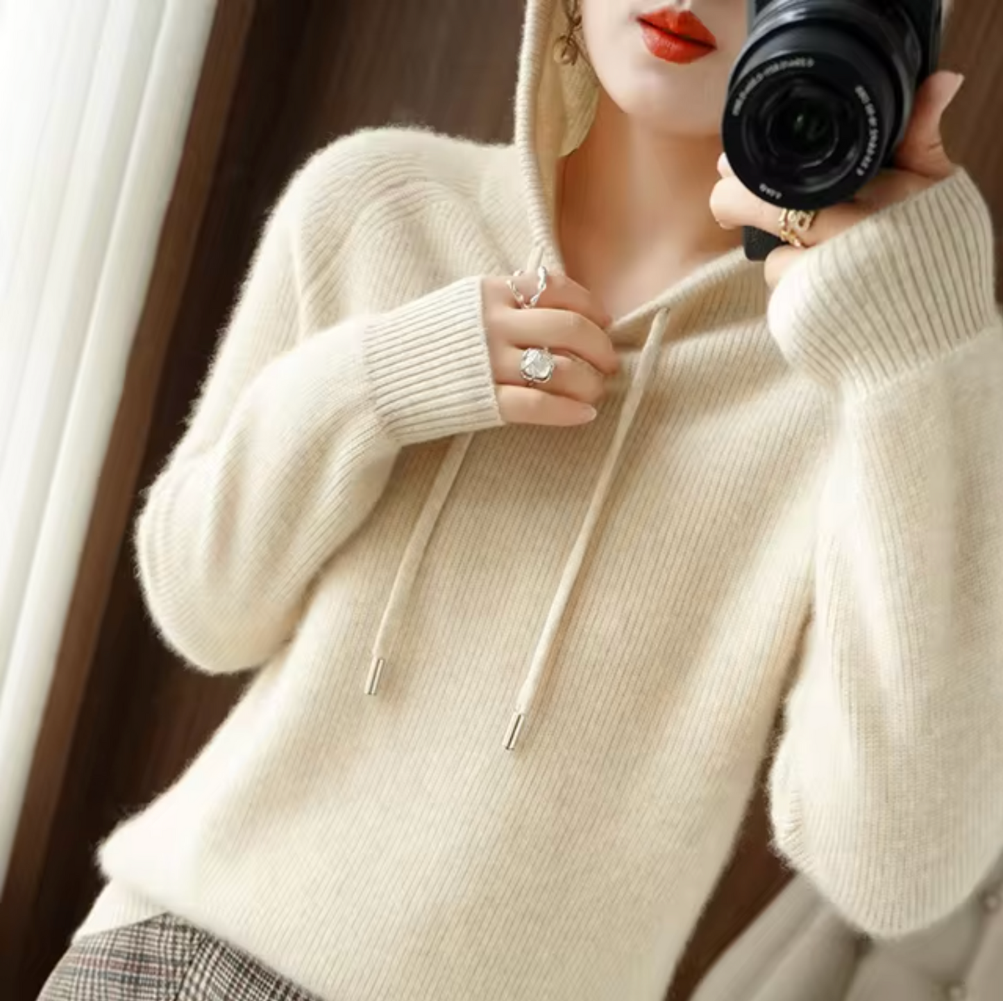 Cenna – Felpa con cappuccio in cashmere lavorato a maglia
