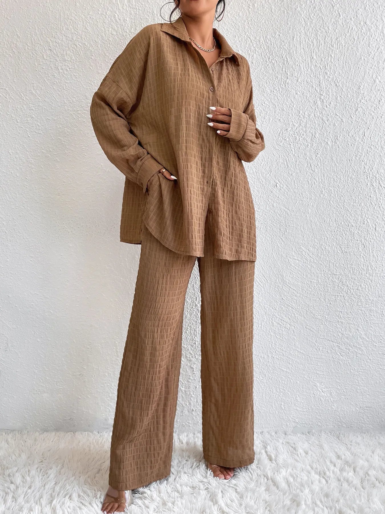 Lydia - Elegante completo con camicetta abbottonata a maniche lunghe e pantaloni