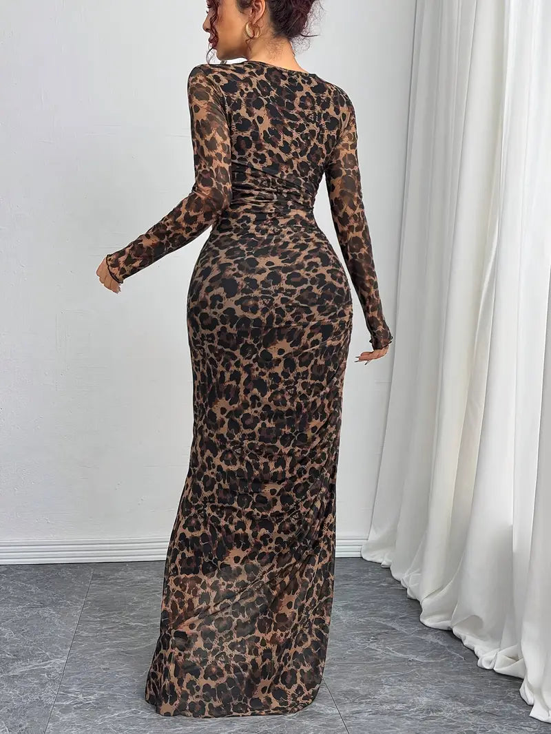 Annette - Elegante maxi abito trasparente con maniche lunghe e stampa leopardo