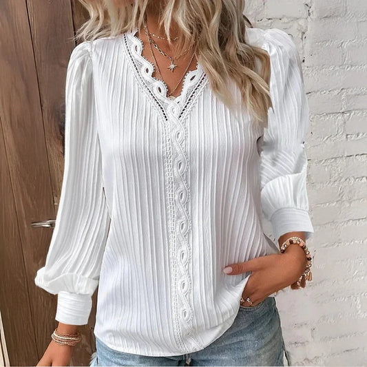 Albertha - Camicetta in chiffon con dettagli in pizzo