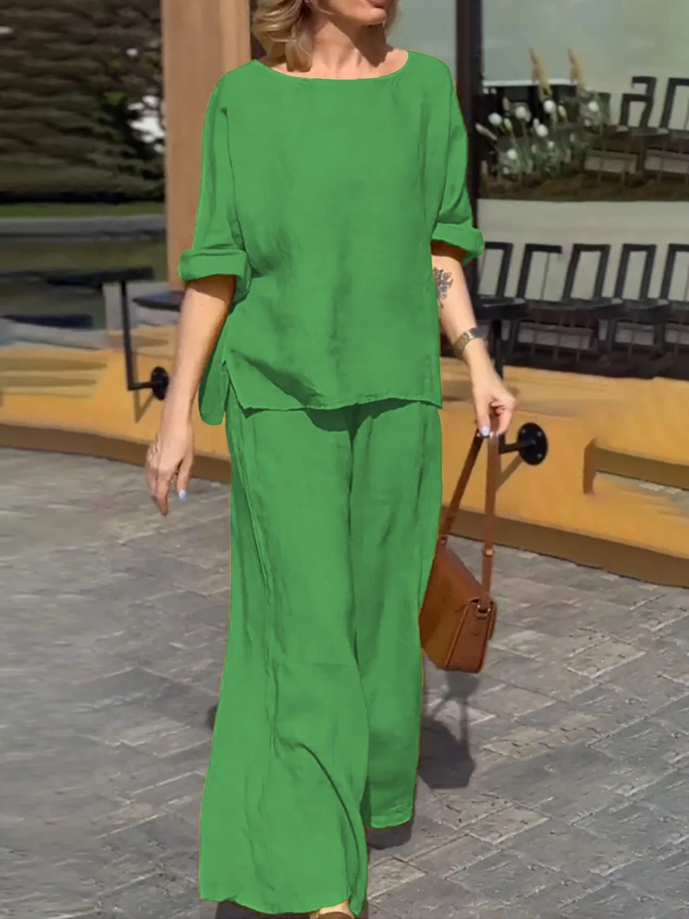Alaya - Completo casual con blusa ampia e pantaloni a gamba larga