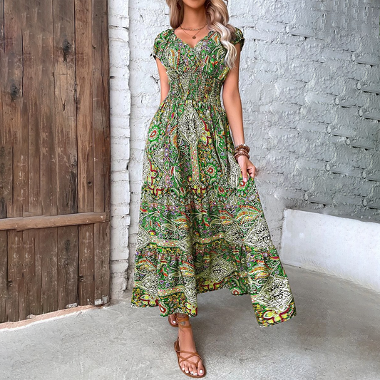 Keisha - Elegante maxiabito a maniche corte con scollo a V e stampa boho