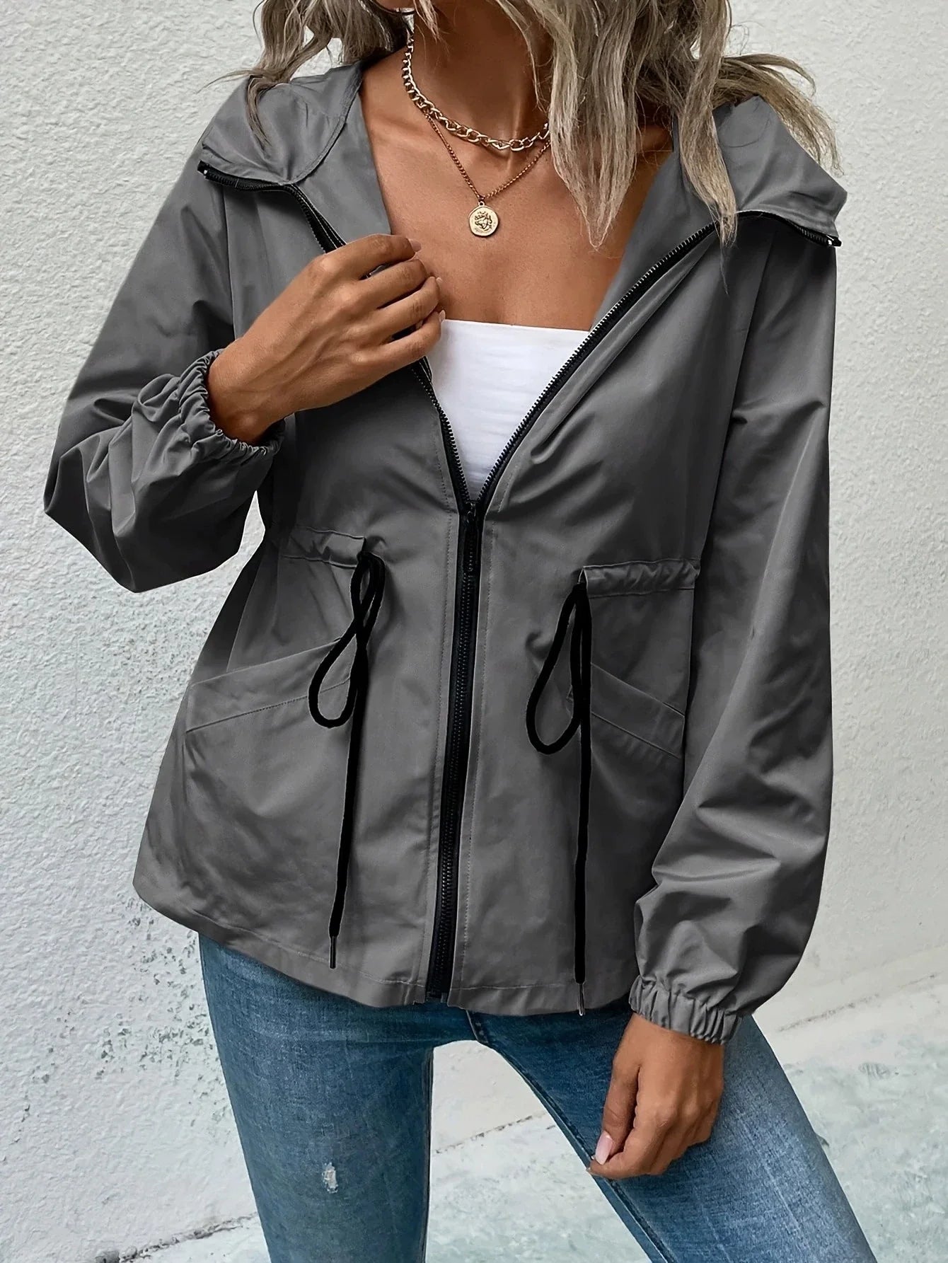 Safina - Giacca casual e versatile con cappuccio per attività all’aperto