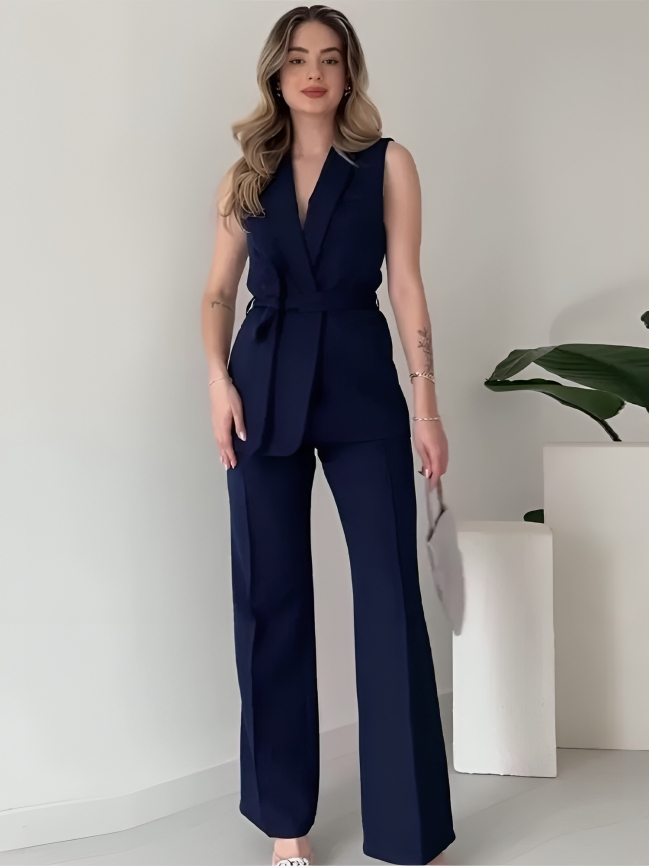 Livia - Elegante completo con blazer smanicato e pantaloni a vita alta