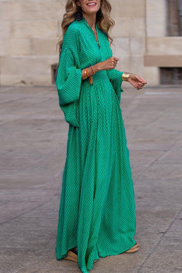 Nashira - Elegante abito lungo con maniche a campana