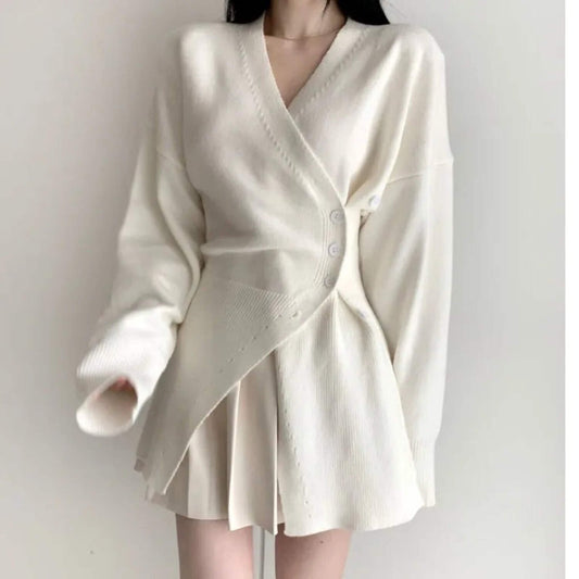 Sybil - Cardigan asimmetrico con maniche lunghe e bottoni