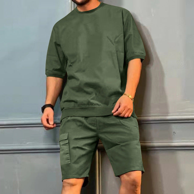 Jaiden - T-shirt Oversized e Pantaloncini Cargo