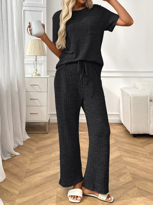 Helene - Completo elegante in maglia a costine con pantalone e top a maniche corte
