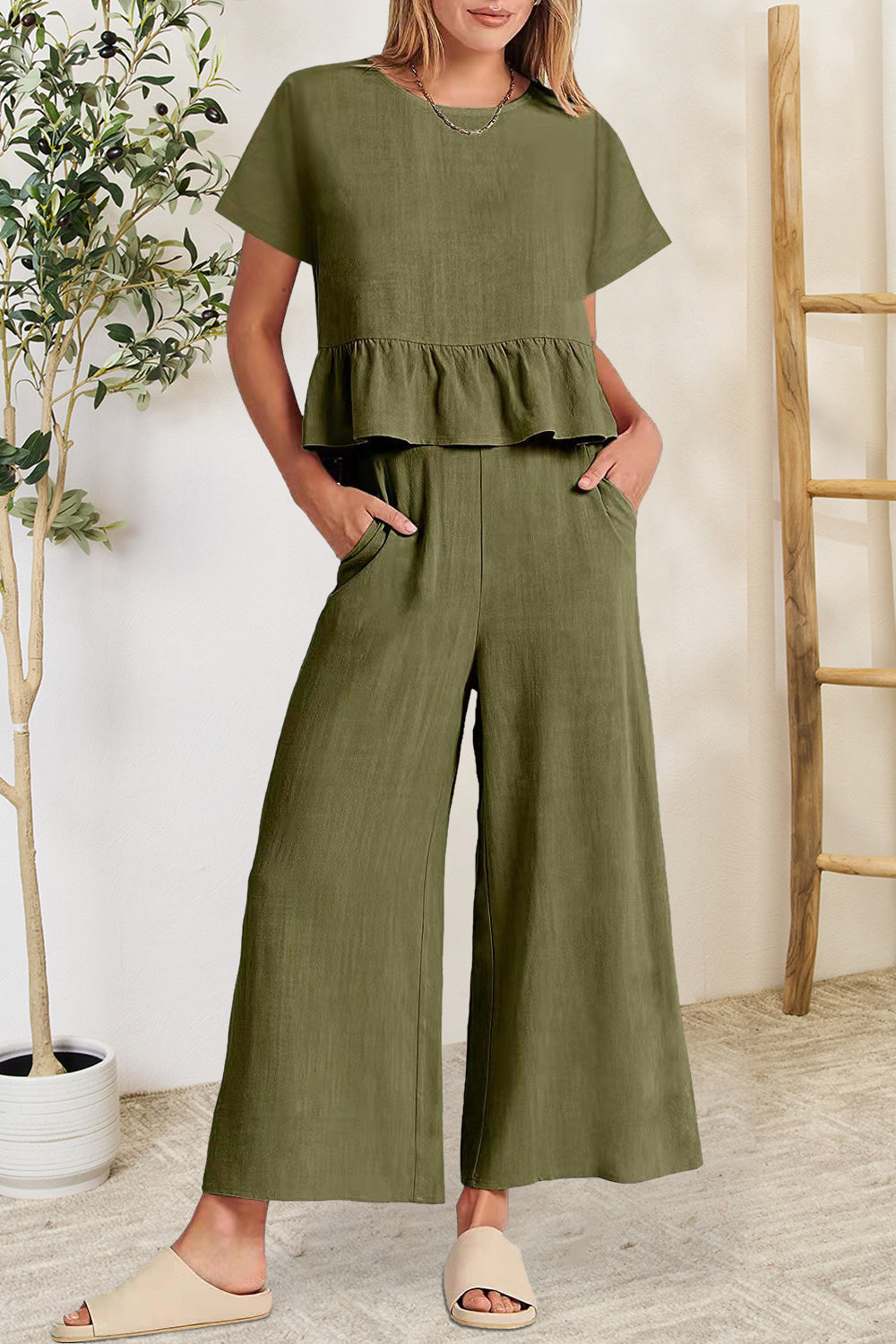 Berenice - Elegante completo con top a maniche corte con volant e pantaloni