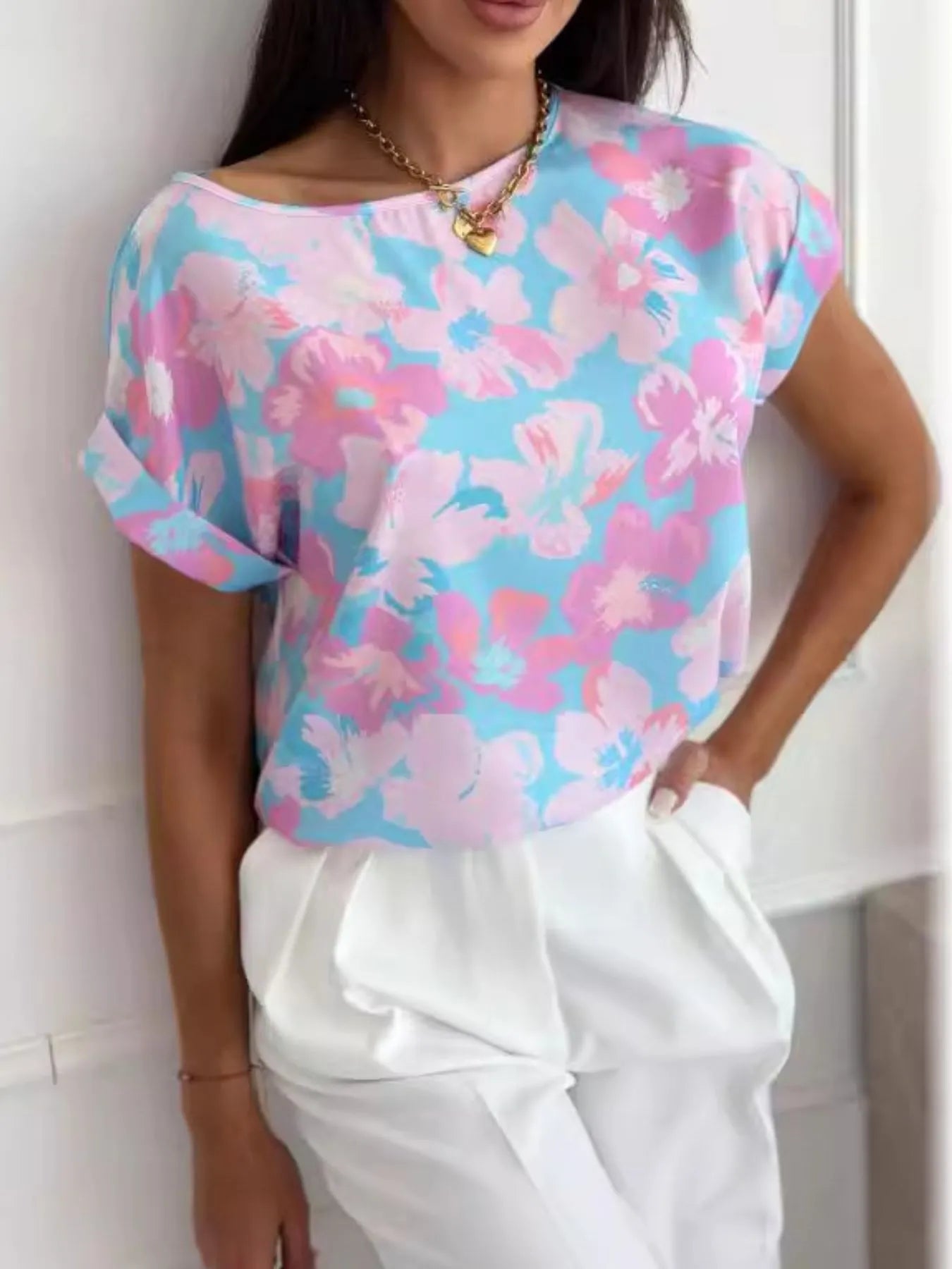 Araceli - Blusa chic a maniche corte risvoltate