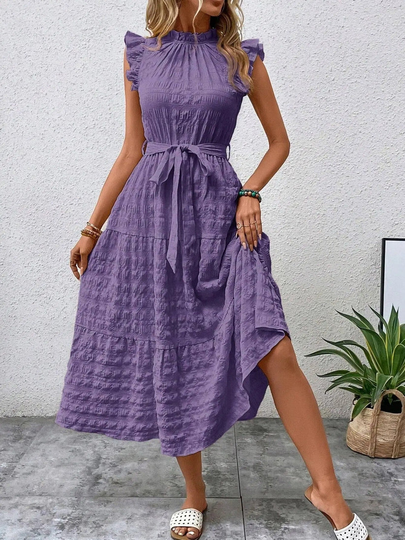 Denise - Elegante abito con cintura e volant