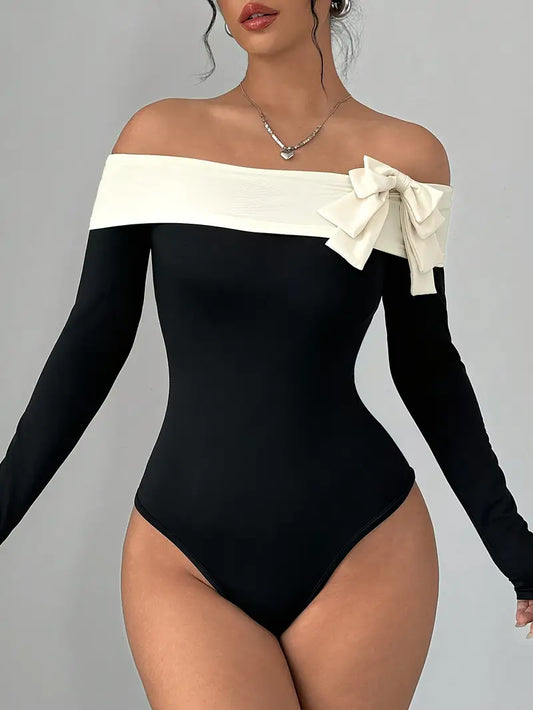 Elizabeth - Body elegante a spalle scoperte con dettaglio fiocco
