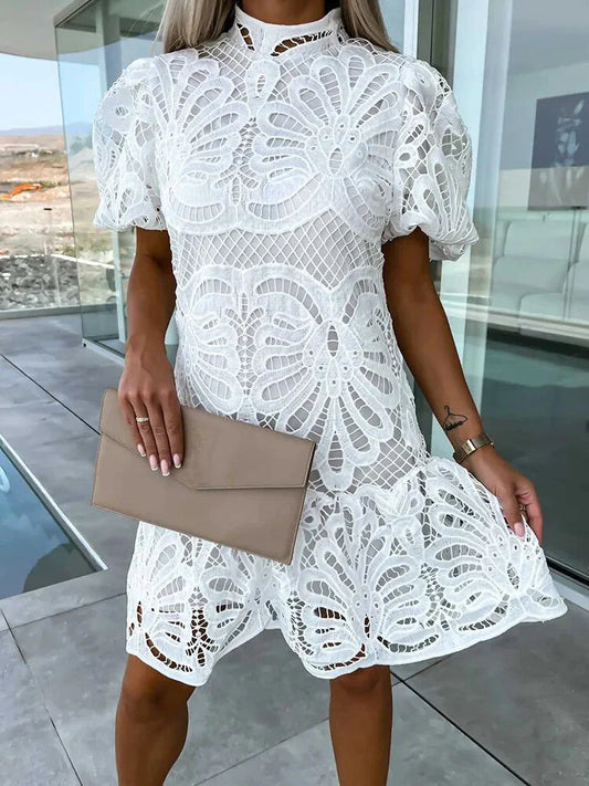 Antoinette - Elegante abito in pizzo ricamato