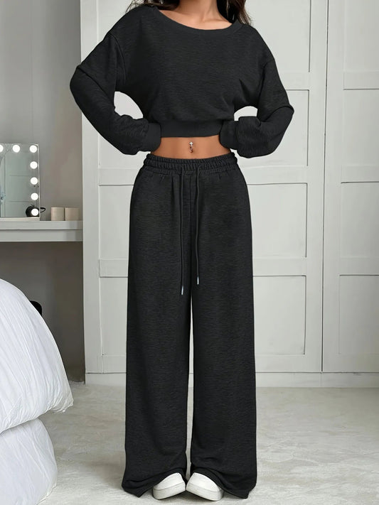 Dina - Completo casual oversize con crop top a maniche lunghe e pantaloni