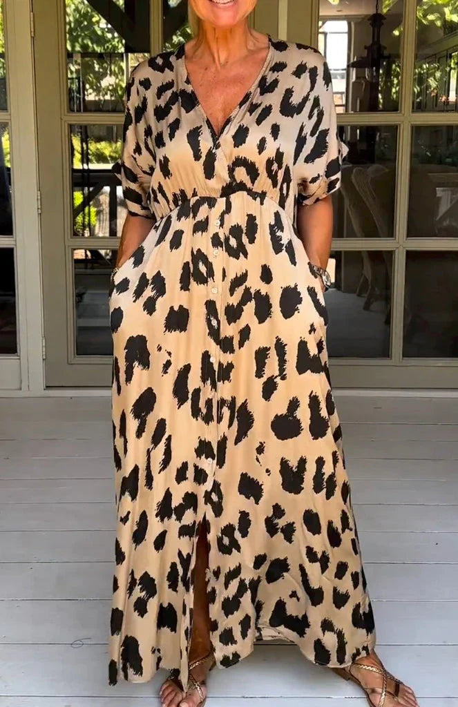 Maxi abito leopardato con scollo a V