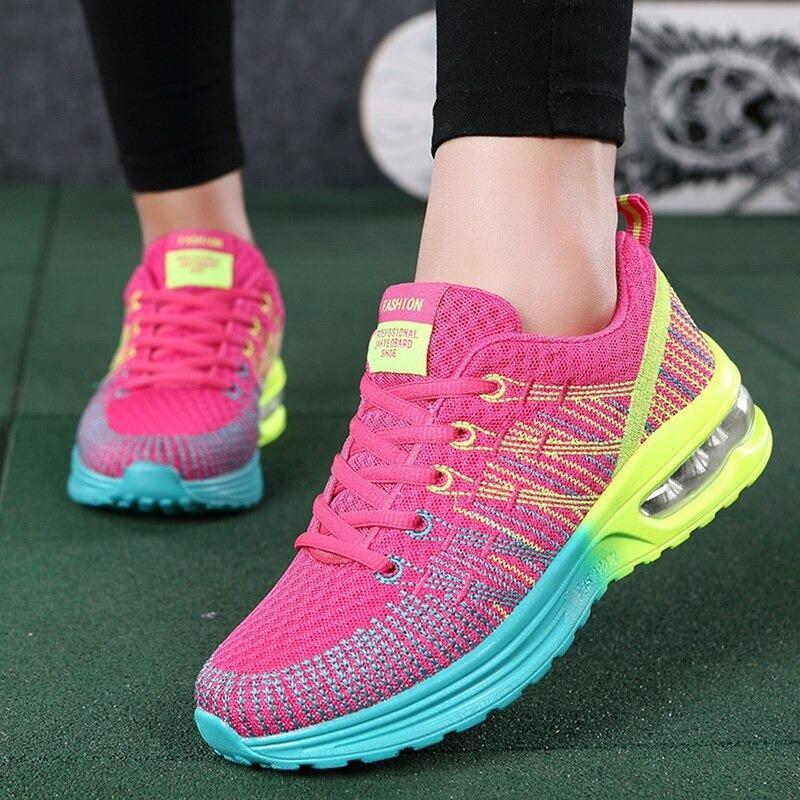 Comode scarpe casual da donna