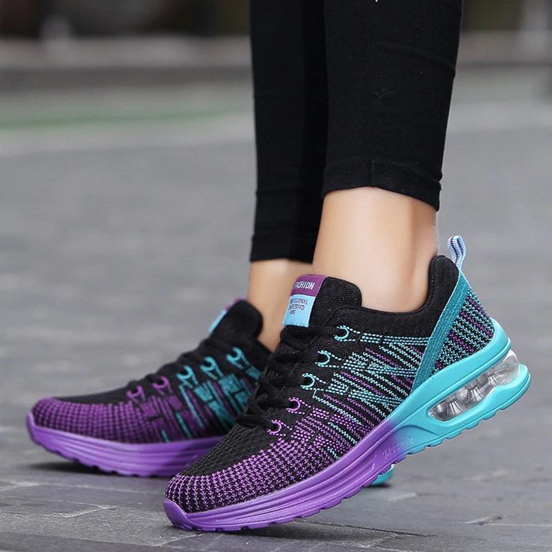 Comode scarpe casual da donna